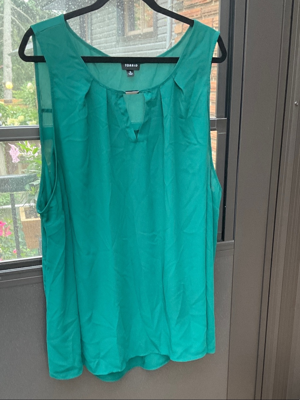 torrid Teal Sleeveless Keyhole Cami